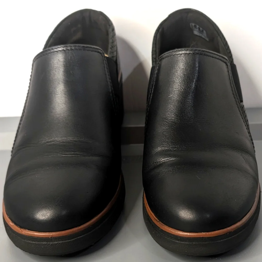 Clarks Mazy Squam 9.5 black leather comfy 2.5